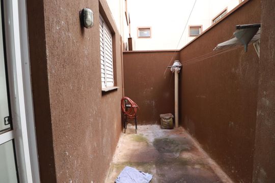 Varanda  de apartamento para alugar com 2 quartos, 52m² em (l-11), Ribeirão Preto
