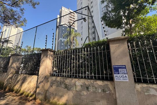 Fachada com PLACA de apartamento para alugar com 3 quartos, 72m² em Continental, Osasco