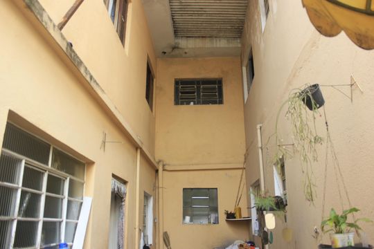 Lavanderia  de casa à venda com 6 quartos, 600m² em Jardim Adriana, Guarulhos