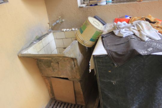 Lavanderia  de casa à venda com 6 quartos, 600m² em Jardim Adriana, Guarulhos