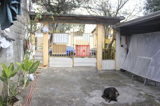 Quintal/ Garagem  de casa à venda com 6 quartos, 600m² em Jardim Adriana, Guarulhos