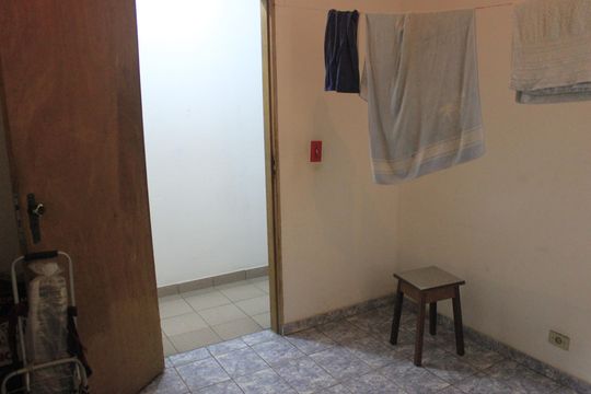 Quarto 3 (casa 1) de casa à venda com 6 quartos, 600m² em Jardim Adriana, Guarulhos