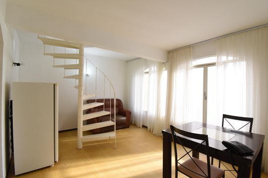 Sala de apartamento para alugar com 2 quartos, 96m² em Bigorrilho, Curitiba