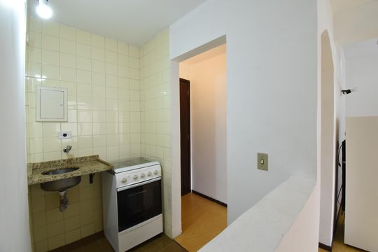Sala/Cozinha de apartamento para alugar com 2 quartos, 96m² em Bigorrilho, Curitiba