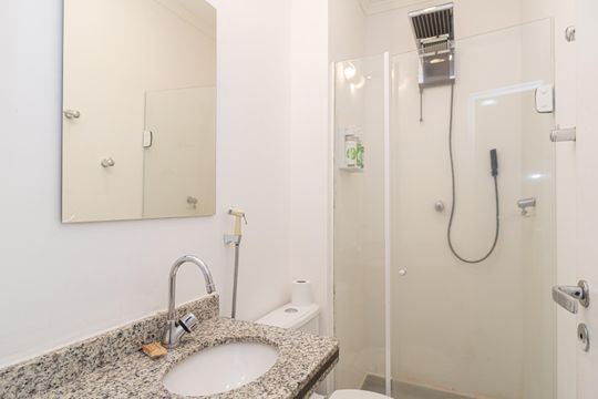 Banheiro de apartamento para alugar com 1 quarto, 35m² em Santa Cecilia, São Paulo