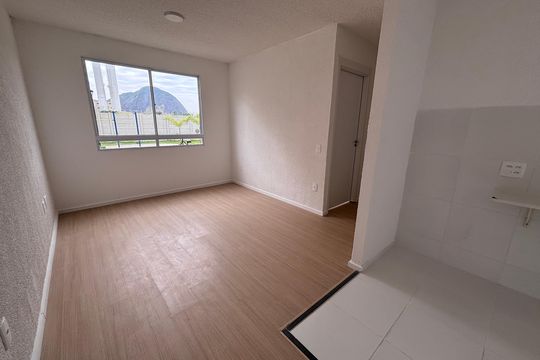 Apartamento à venda com 2 quartos, 43m² em Vargem Pequena, Rio de Janeiro