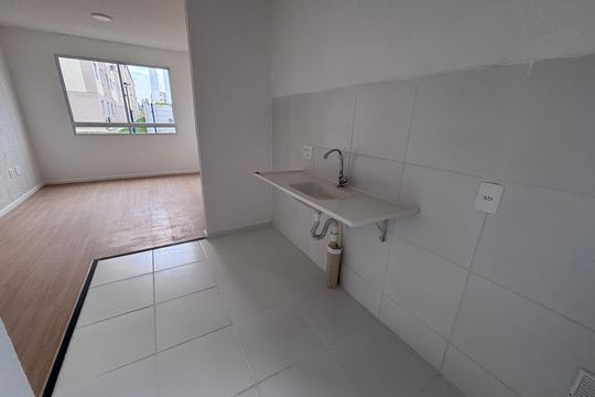 Cozinha de apartamento à venda com 2 quartos, 43m² em Vargem Pequena, Rio de Janeiro