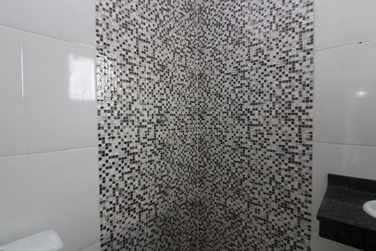 Banheiro da Suíte 1 de casa de condomínio à venda com 3 quartos, 155m² em Vila Ré, São Paulo