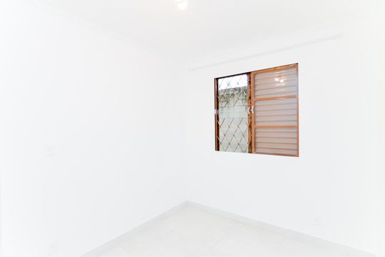 Quarto 1 de apartamento para alugar com 2 quartos, 42m² em Jardim Hanna, Guarulhos