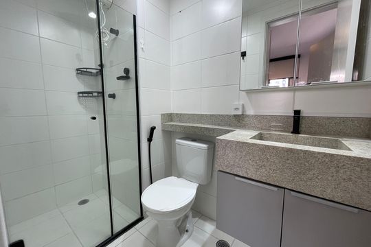 Banheiro de apartamento para alugar com 1 quarto, 24m² em Butantã, São Paulo