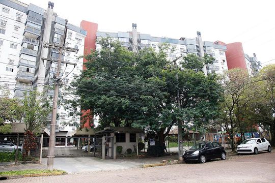Fachada de apartamento à venda com 3 quartos, 94m² em Azenha, Porto Alegre