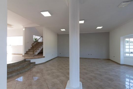 Casa para alugar com 3 quartos, 375m² em Jardim dos Estados, Sorocaba