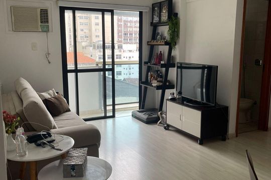 Sala de apartamento à venda com 1 quarto, 66m² em Copacabana, Rio de Janeiro