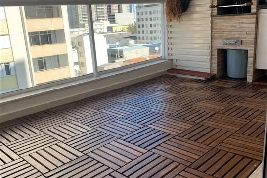 Varanda de apartamento à venda com 2 quartos, 67m² em Centro, Campinas