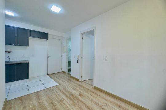 Sala de apartamento para alugar com 2 quartos, 38m² em Vila das Bandeiras, Guarulhos