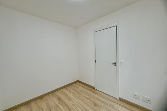 Quarto 2 de apartamento para alugar com 2 quartos, 38m² em Vila das Bandeiras, Guarulhos