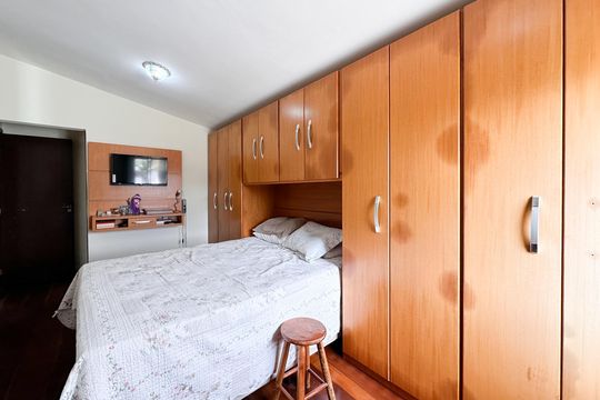 Suite  de casa à venda com 3 quartos, 291m² em Parque dos Passaros, São Bernardo do Campo
