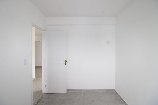 Quarto 1 de apartamento à venda com 2 quartos, 43m² em Itaquera, São Paulo