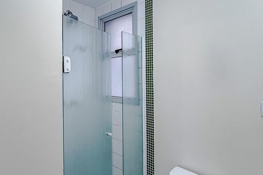 Banheiro da Suíte de apartamento para alugar com 3 quartos, 75m² em Vila Carlos de Campos, São Paulo