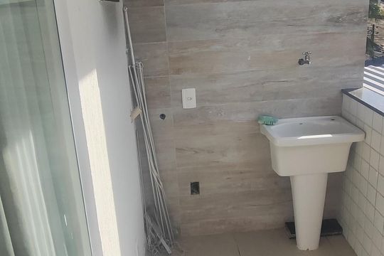 Área de serviço de apartamento para alugar com 2 quartos, 50m² em Recreio dos Bandeirantes, Rio de Janeiro