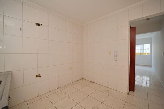 Cozinha de casa de condomínio para alugar com 2 quartos, 60m² em Vila Ré, São Paulo