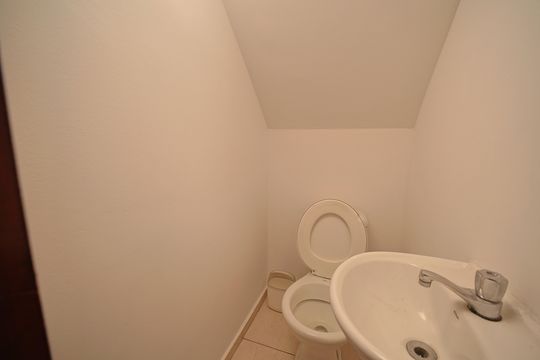 Lavabo de casa de condomínio para alugar com 2 quartos, 60m² em Vila Ré, São Paulo