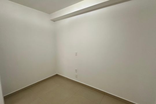 Quarto 2 de apartamento para alugar com 2 quartos, 38m² em Jardim São Luís, São Paulo