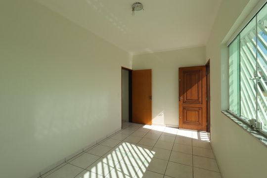 Quarto 2 de casa para alugar com 2 quartos, 86m² em Jardim Las Vegas, Santo André