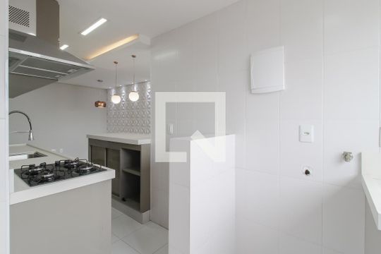 Área de serviço de apartamento para alugar com 2 quartos, 50m² em Jardim Pilar, Mauá