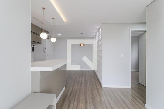 Sala de apartamento para alugar com 2 quartos, 50m² em Jardim Pilar, Mauá