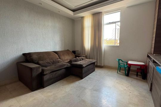 Apartamento para alugar com 3 quartos, 72m² em Ipiranga, Belo Horizonte