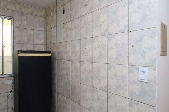 Cozinha de apartamento à venda com 2 quartos, 52m² em Jardim Marilu, São Paulo