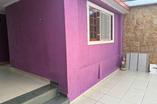 Área externa de casa à venda com 2 quartos, 116m² em Ferrazópolis, São Bernardo do Campo