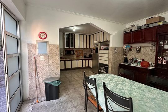 Casa à venda com 3 quartos, 620m² em Chácara Santana, São Paulo