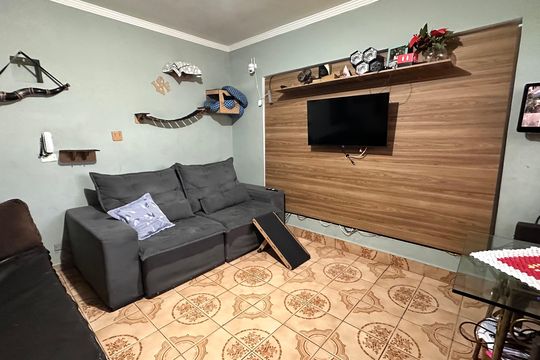 Casa à venda com 3 quartos, 620m² em Chácara Santana, São Paulo