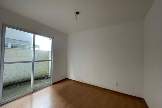 Apartamento à venda com 2 quartos, 54m² em Santos Dumont, São Leopoldo