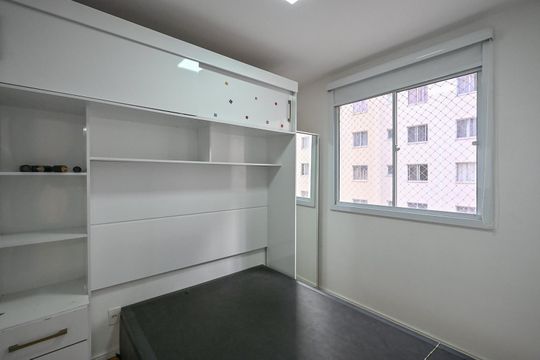 Quarto 2 de apartamento para alugar com 2 quartos, 41m² em Jardim Celeste, São Paulo