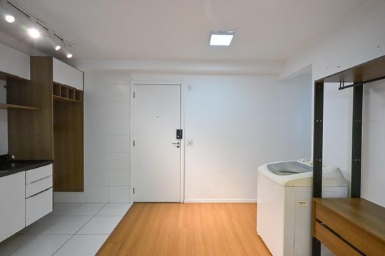 Sala de apartamento para alugar com 2 quartos, 41m² em Jardim Celeste, São Paulo