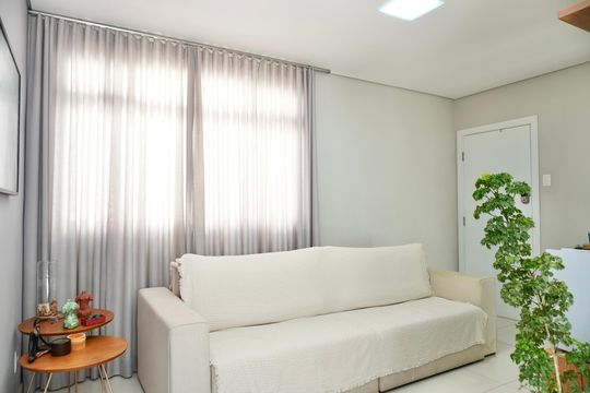 Sala de apartamento para alugar com 2 quartos, 65m² em Cruzeiro, Belo Horizonte