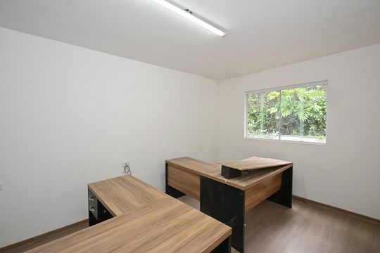 Quarto 3 de casa para alugar com 6 quartos, 690m² em Jardim Vitoria Regia (zona Oeste), São Paulo
