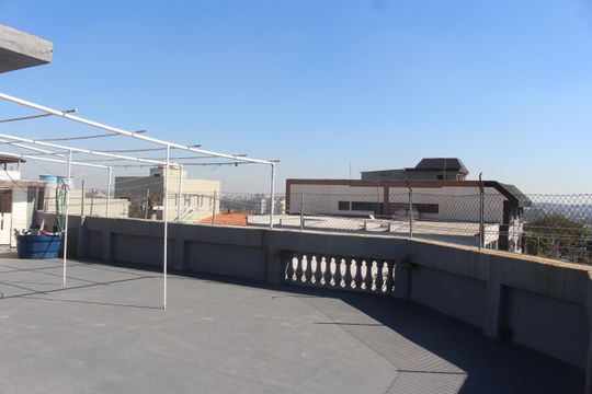 Quintal de casa para alugar com 3 quartos, 180m² em Nova Gerti, São Caetano do Sul