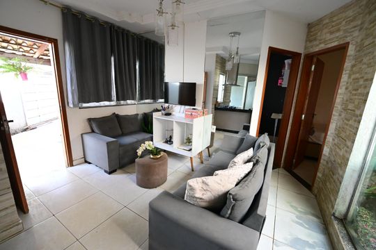 Casa à venda com 3 quartos, 125m² em Residencial Itaipú, Goiânia