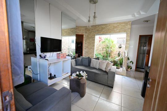 Casa à venda com 3 quartos, 125m² em Residencial Itaipú, Goiânia