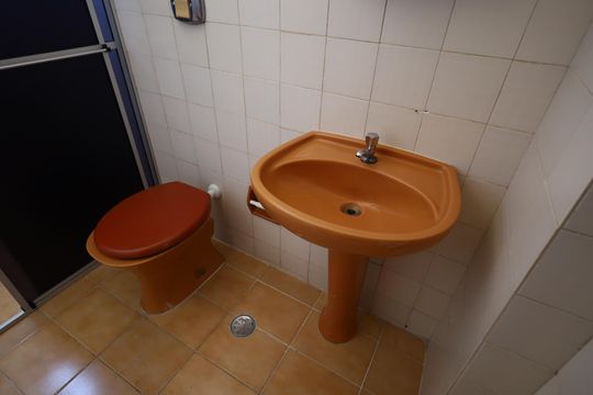 Banheiro de apartamento para alugar com 1 quarto, 52m² em Jaguaribe, Osasco