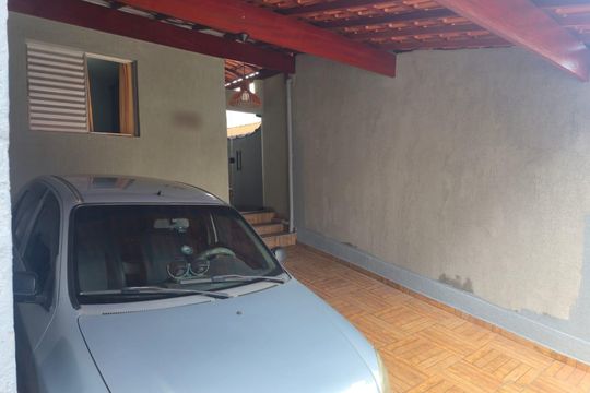 Garagem  de casa de condomínio para alugar com 2 quartos, 170m² em Jardim Albertina, Guarulhos