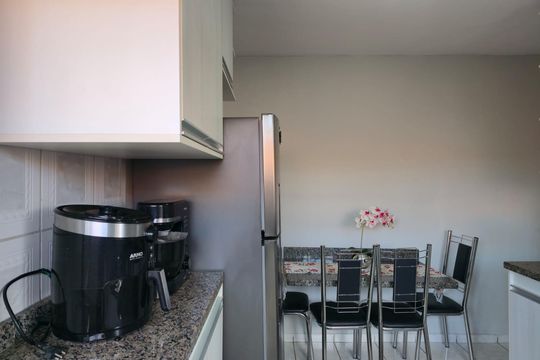 Cozinha  de casa de condomínio para alugar com 2 quartos, 170m² em Jardim Albertina, Guarulhos