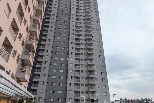 Fachada de apartamento à venda com 2 quartos, 65m² em Aldeia, Barueri