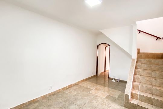 Sala de casa para alugar com 3 quartos, 150m² em Parque Boturussu, São Paulo