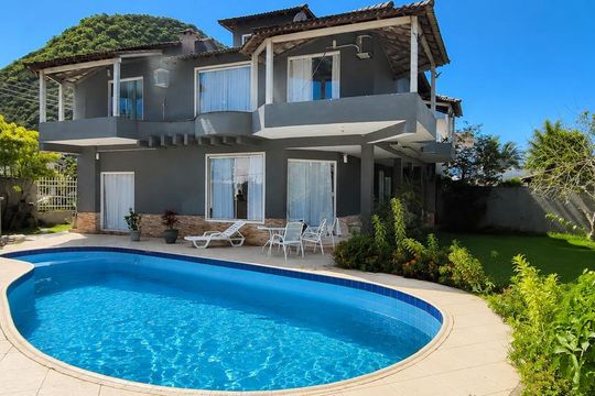 Fachada de casa de condomínio à venda com 4 quartos, 380m² em Recreio dos Bandeirantes, Rio de Janeiro