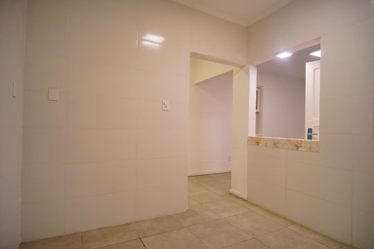 Cozinha de apartamento à venda com 3 quartos, 90m² em Centro, São Leopoldo